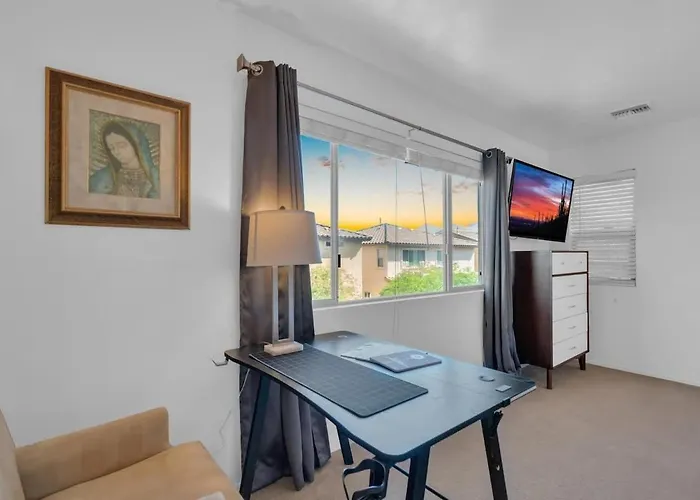 Family Home-mins From The Loop With Hot Tub Tucson