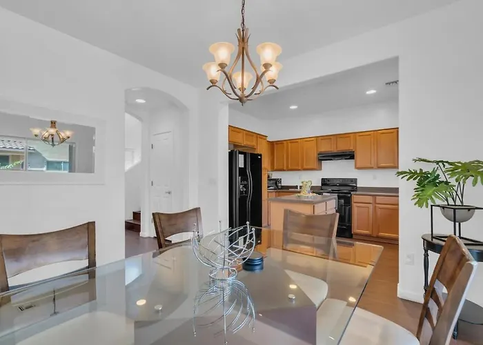 Family Home-mins From The Loop With Hot Tub Holiday home Tucson